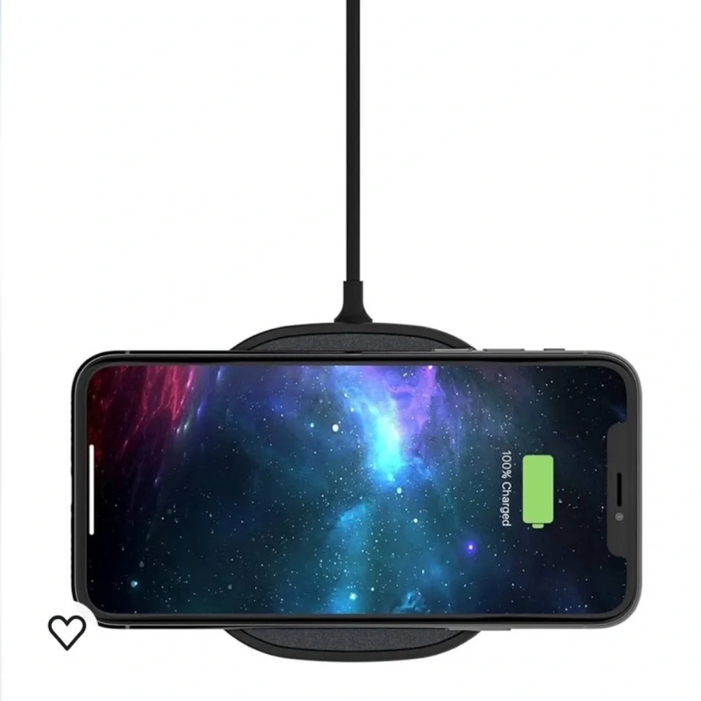MOPHIE 15W Universal Wireless Compact Charging Pad